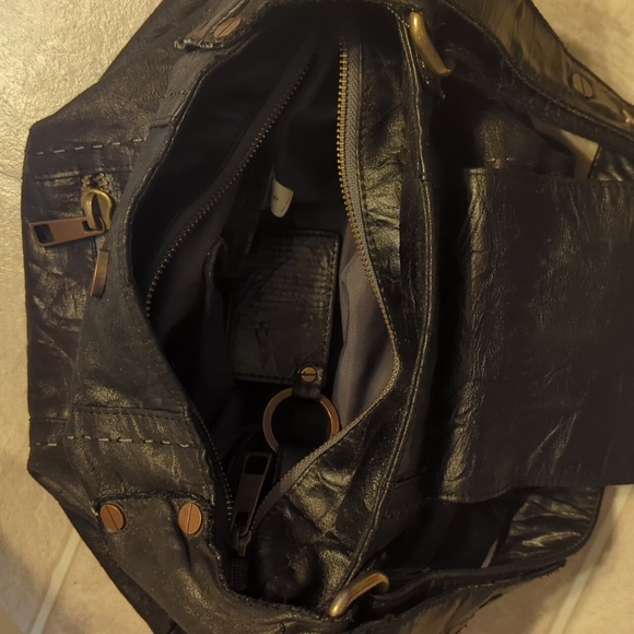 Matt and Nat purse - Picture 5 of 5